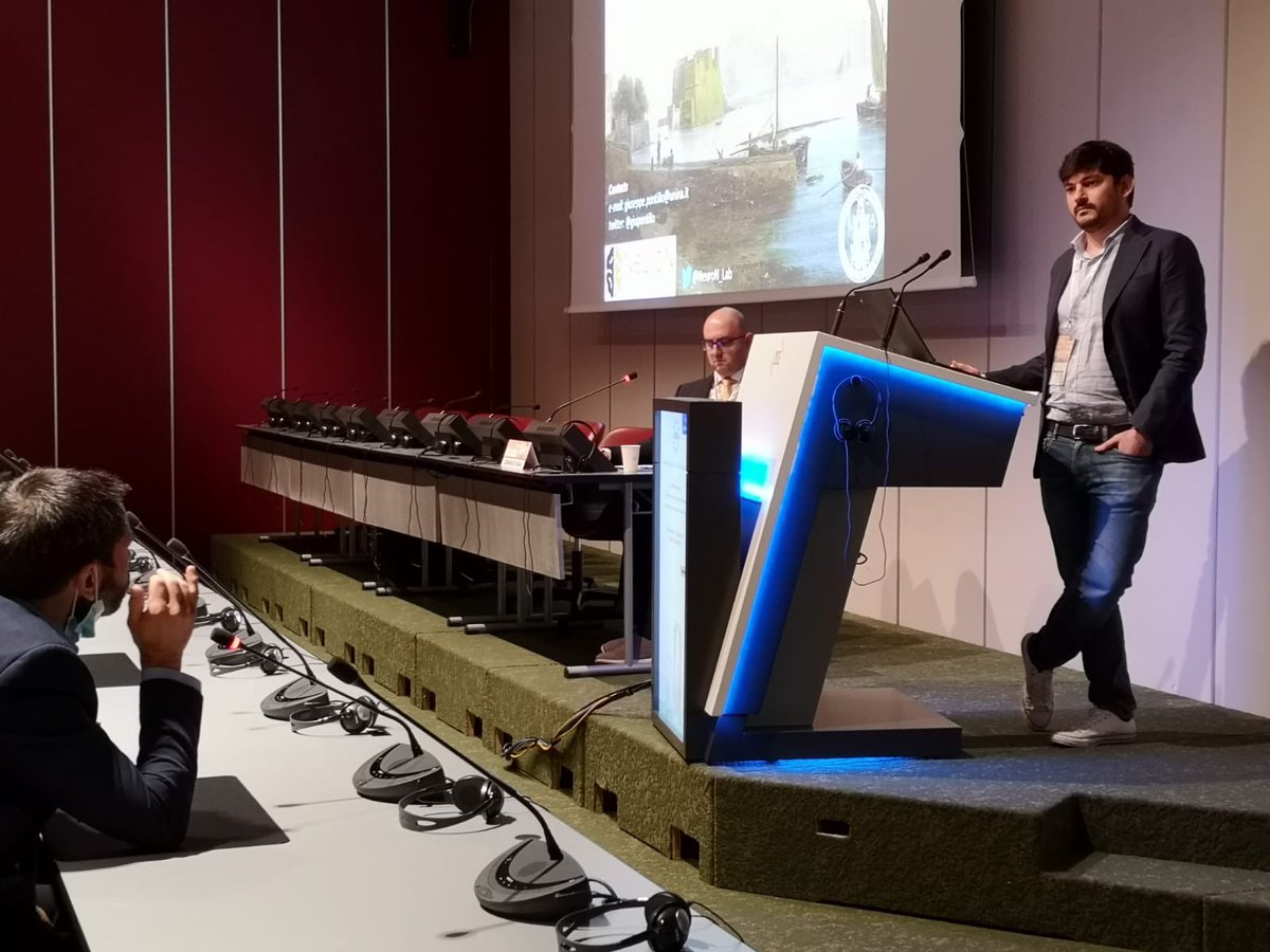NeuroN_Lab's tweet photo. Great oral presentation at #ESNR2021 by @giupontillo , moderated by @gennadanna , about our latest (yet unpublished) paper on MS! https://t.co/IkN2P6Plb8