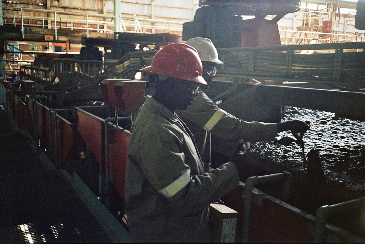 Workers at cobalt/copper mine in #DRC say no measures to minimize release of hazardous substances into the environment. Our investigation bit.ly/3mcASpP also revealed significant #labourrights &amp; #OHS problems. <a href="/The_SARWatch/">Southern Africa Resource Watch</a> #IBGDH <a href="/gemeentehaarlem/">Gemeente Haarlem</a> @lupconsortium