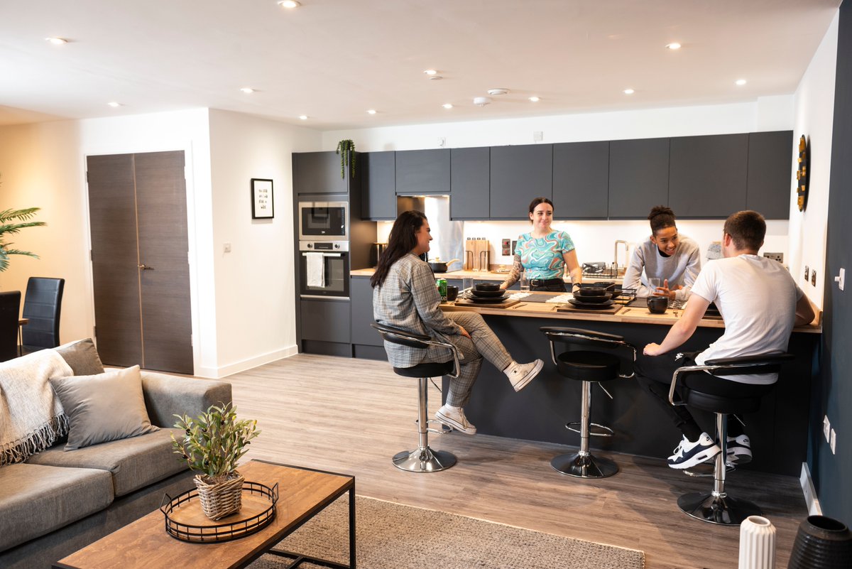 Our lettings office at Dock 5 is now open! Our friendly team are now available to show you around and give you a taste of DockLife. So why not get in touch today and start living your best life from just £700 a month! dock5.co.uk