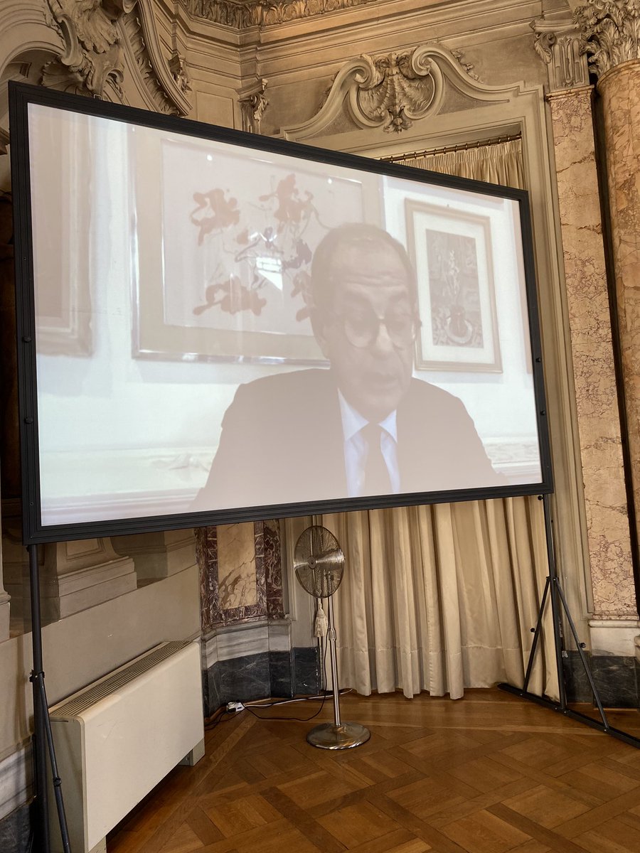 AndreaPicardi's tweet photo. Oggi di nuovo in presenza alla Coffe House di Palazzo Colonna per #ProgrammareDopoLaTempesta, l’evento annuale @ICompetitivita sui temi della #salute. La versione integrale dello studio che stiamo presentando a questo link ➡️ https://t.co/BGsSWEjerS https://t.co/TkElPvRnGQ