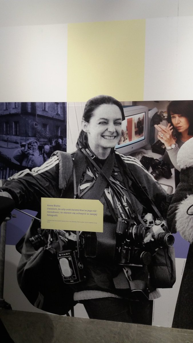 W <a href="/DSH_Waw/">Dom Spotkań z Historią</a> wspaniała wystawa o polskich fotografkach. Prawie 150 zdjęć dokumentujących naszą historię od lat 70. do połowy lat 90. Czasy rodzenia się opizycji demokratycznej, strajki, stan wojenny, czasy przełomu i transformacji. Polecamy!