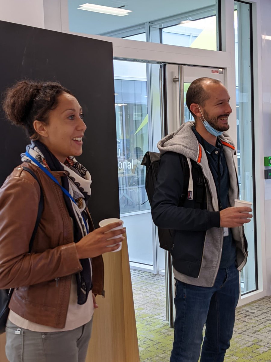 villageCAav's tweet photo. 🚨C'est la rentrée de la #promo9 au Village ce matin ! Au programme :
> 🥐☕️ entre dirigeants
> Présentation des espaces et des services du Village
> Présentation des étapes de l'accompagnement sur 24 mois
> Moment de questions/réponses
Encore bienvenue aux 8 #startups 🚀💚 https://t.co/i4UJ6dst5D