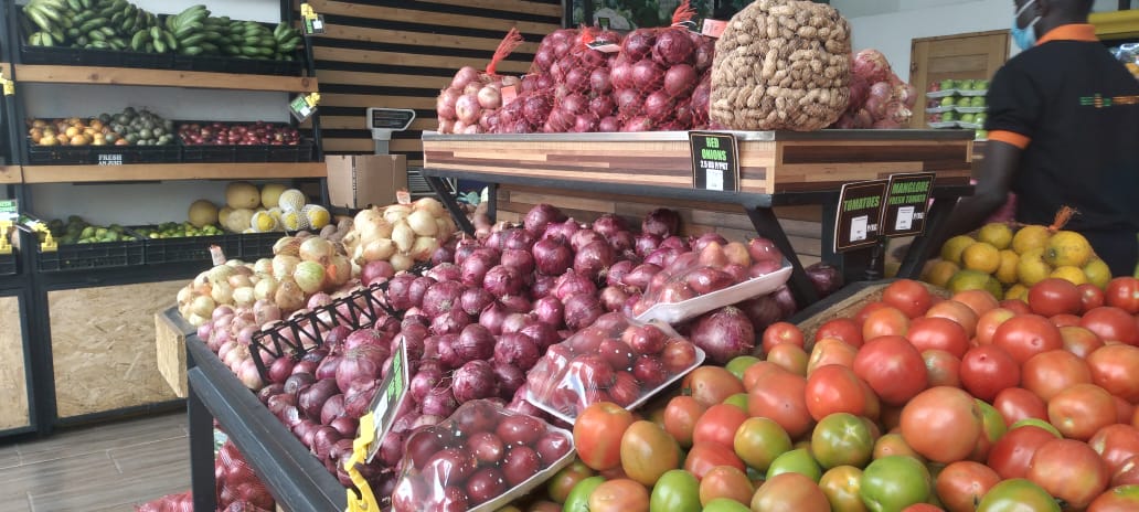 KirutitRono's tweet image. #TupataneShell where you get your one stop shop for everything you need on your way home