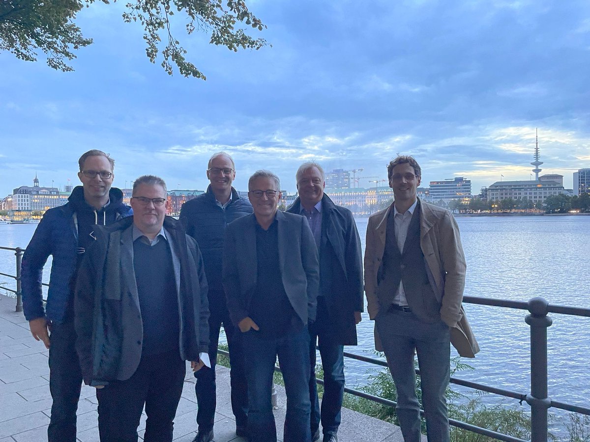 Herbstliche Grüße 👋von unserer #bvitg-Vorstandsklausur in Hamburg! 🍂