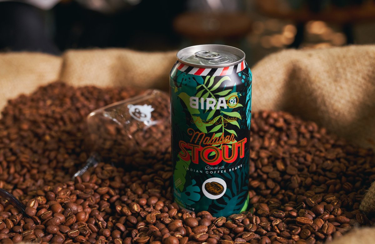 bira91's tweet photo. Happy #InternationalCoffeeDay!
We're celebrating with #MalabarStout made with locally sourced coffee beans, roasted rye & melano malt, blended perfectly in collaboration with @BlueTokaiCoffee .
#Bira91 #Bira91MalabarStout #CoolBrew #LimitedRelease #CoffeeBeer https://t.co/61L02RagG3