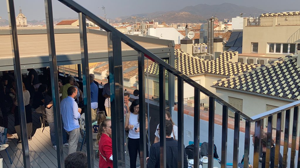 ¡Ya hemos empezado el congreso! Nos vemos a las 11:00 en la segunda mesa del día: us02web.zoom.us/meeting/regist…