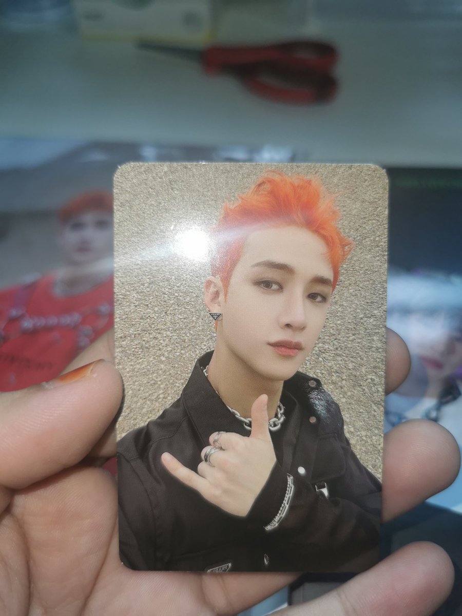anysismail's tweet photo. WTS ‼️‼️
Bangchan SKZ PC - RM27 (INCLUDE POSTAGE)
POSTAGE TOMORROW 😊 
⭐ ON HAND
⭐COND: 10/10
#pasarstraykids #pasarSKZ https://t.co/EhTW6HfzBi