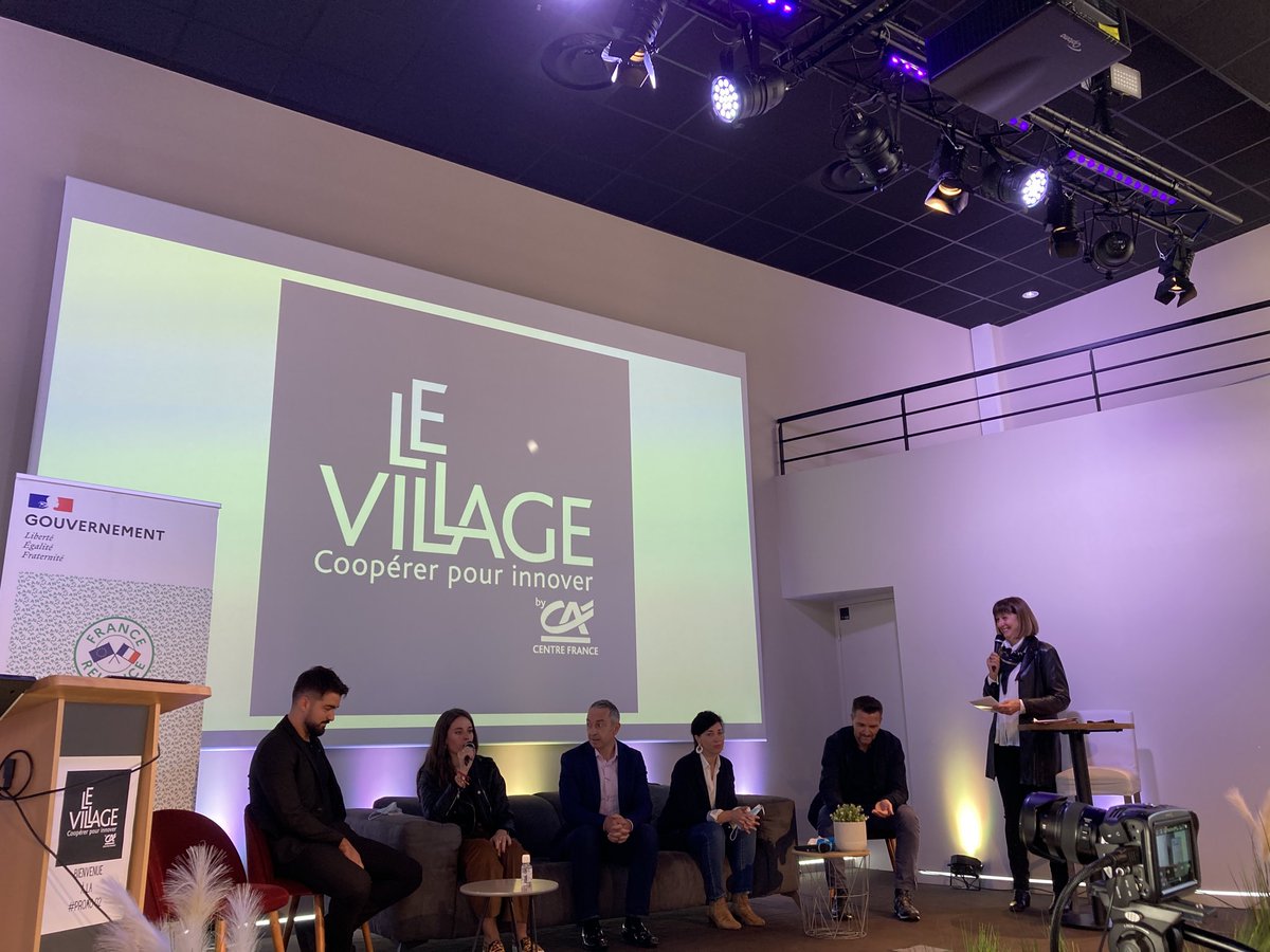 Le Connecteur tweet media