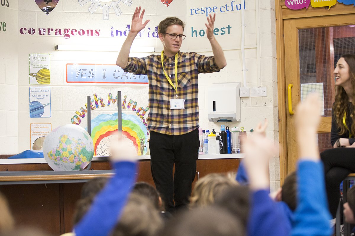 Cap-a-Pie (@capapiecreative) on Twitter photo 📢 HUGE NEWS! We’re over the moon to announce that our show made with 100s of school children, climate scientists & engineers will be shown at the UN’s climate conference, #COP26  ukcop26.org/events/climate… 
#TogetherForOurPlanet #ClimateAction #Youth4Climate #ClimateCrisis 📢 HUGE NEWS! We’re over the moon to announce that our show made with 100s of school children, climate scientists & engineers will be shown at the UN’s climate conference, #COP26  ukcop26.org/events/climate… 
#TogetherForOurPlanet #ClimateAction #Youth4Climate #ClimateCrisis
