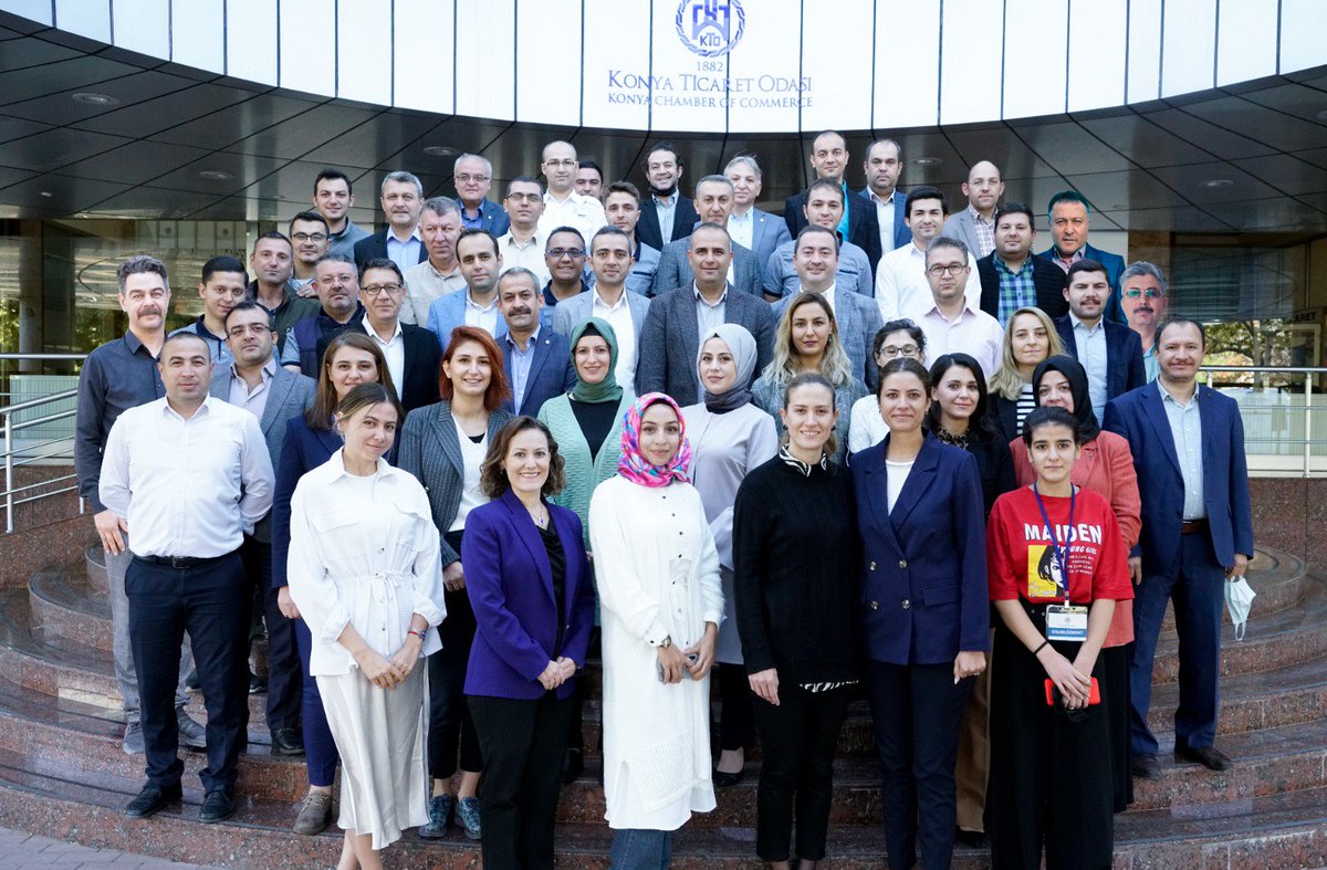 Konyato's tweet photo. Yüzünüzden gülümseme eksik olmasın,
1 Ekim #DünyaGülümsemeGünü kutlu olsun.

Sıra sizde @ktotekiletisim
#ktoilegülümse https://t.co/EM3P8Jex3U