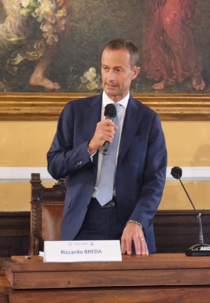 CciaaMarTir's tweet photo. 🟢🟢🟢Confermato per acclamazione alla presidenza della Camera di Commercio della Maremma e del Tirreno Riccardo Breda, che guiderà l'Ente per i prossimi 5 anni https://t.co/tHtQgf1FQR