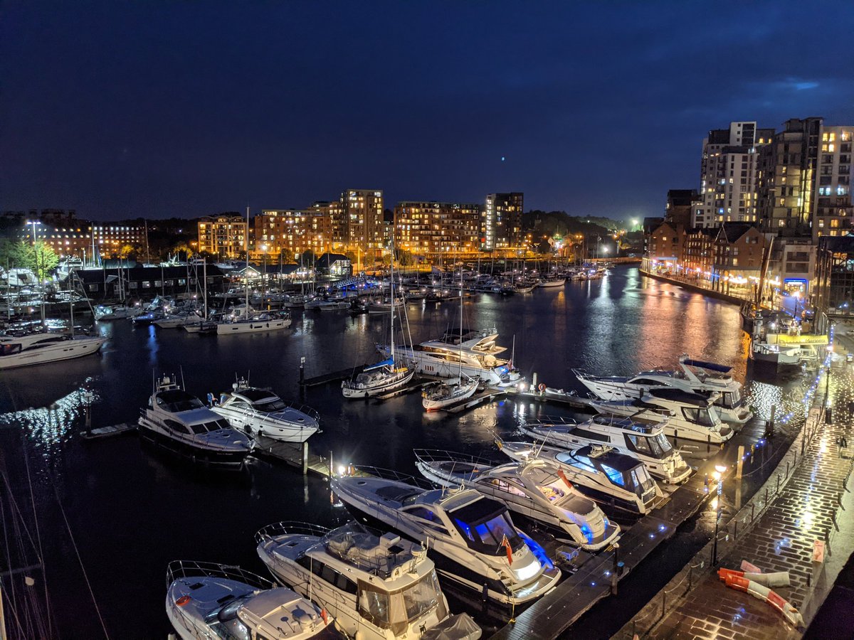 Had a fascinating few days visiting the East of England including an overnight stay at the <a href="/SalthouseHotel/">Salthouse Hotel, Ipswich</a> Ipswich which has amazing views across Ipswich Harbour (in pic). 
#EscapeTheEveryday