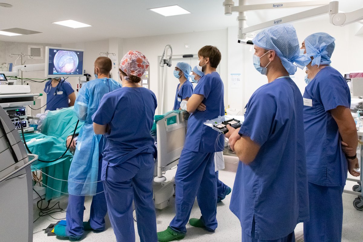 CHULimoges's tweet photo. (2/2) Une belle reconnaissance pour l’équipe du #CHUdeLimoges leader reconnu dans le diagnostic et le traitement endoscopique des tumeurs superficielles colorectales. https://t.co/yLPiBlXeIj