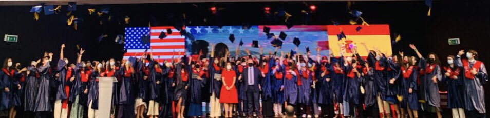 Nuestra primera promoción de Bachillerato Dual Americano se gradúa!!
