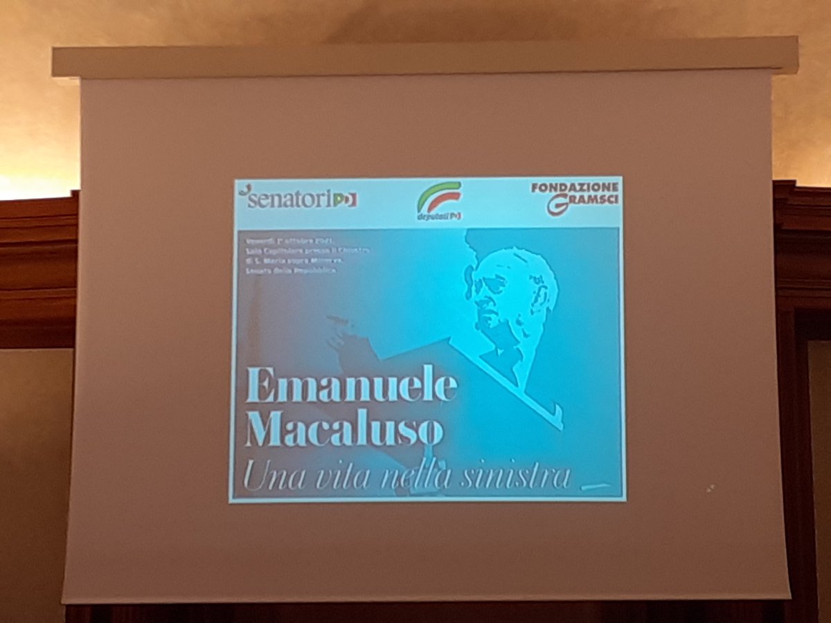 lauralandolfi1's tweet photo. Costruttori di democrazia #emanuelemacaluso @SenatoriPD @peppeprovenzano #mattarella @MarcelloSorgi https://t.co/1gmDR3W8TH