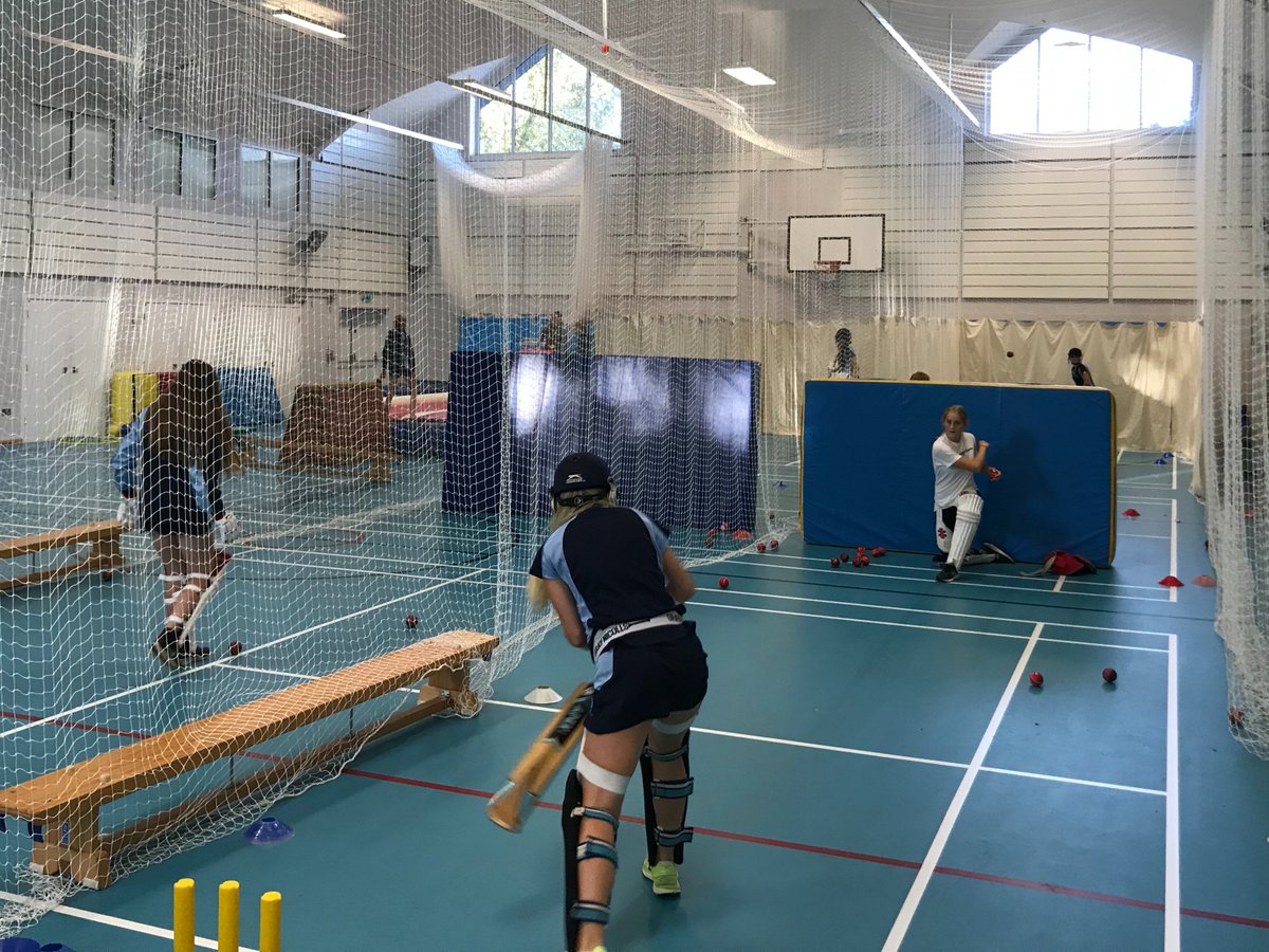 CHSPEDept's tweet photo. The Senior Girls early morning technical sessions have now started! Building strong and robust foundations across all three disciplines as we lead into the indoor leagues and Summer Term. #workrate #cricket #winterprep https://t.co/bcECRKae7T