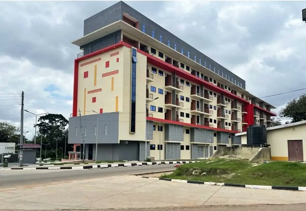 ArchPose's tweet photo. Young architects Philip Aboah, Eileen Asare &amp; Francis Aggor were only students,  when they took up the challenge to collaborate on a design competition for a new student's hostel to be located on their campus (KNUST) 

THEY COMPETED. 
THEY WON. 
THE PROJECT HAS BEEN BUILT. https://t.co/jNqy0hdRfh