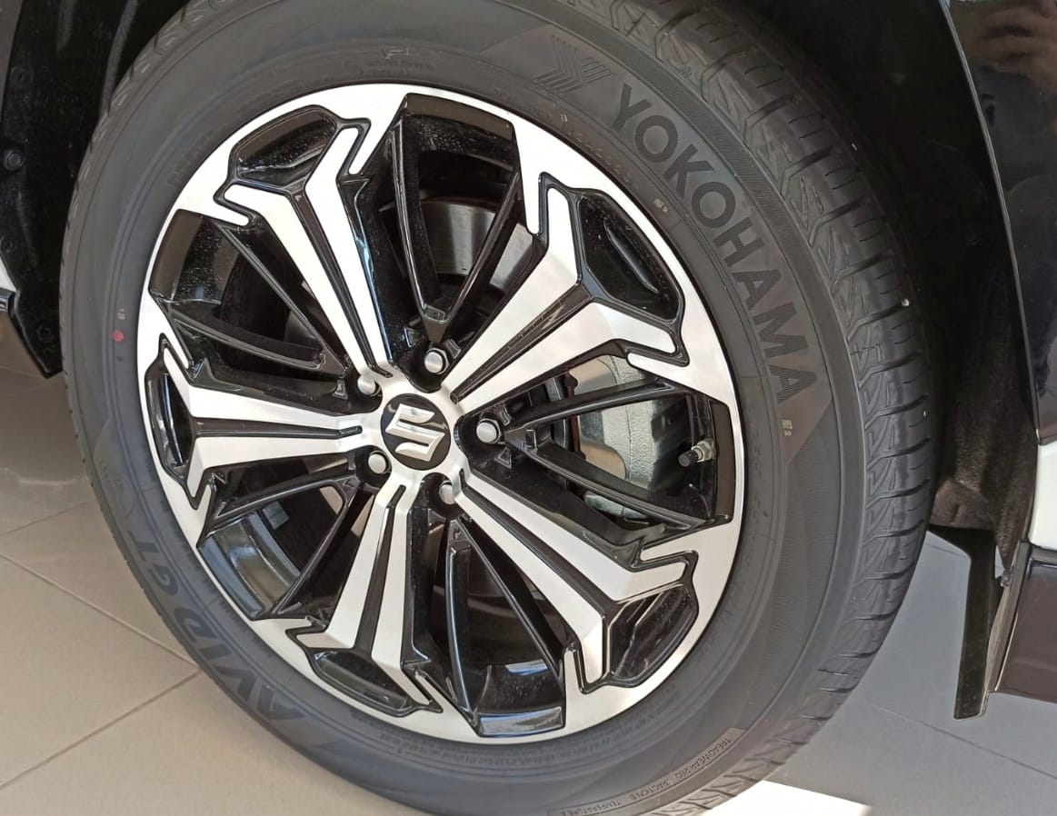 En #Suzuki cuidamos cada detalle al máximo para garantizar tu seguridad, no perder ni un ápice de estilo y derrochar calidad.
¡Ven a ver nuestros vehículos!
Ganamos en la distancias cortas.