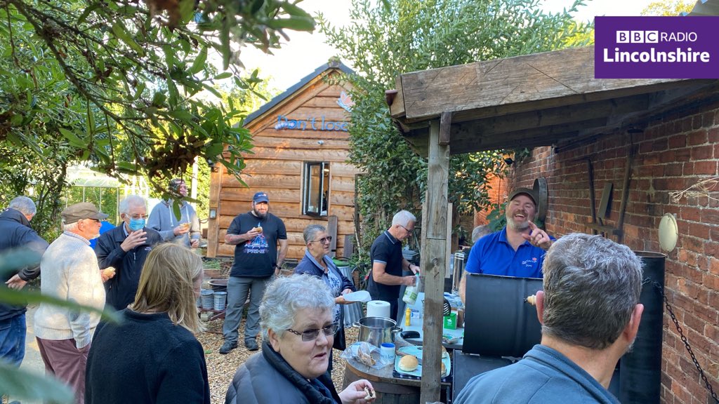 A great turn-out in #Bourne for <a href="/DontLoseHopeCh1/">Don't Lose Hope Charity</a> BBQ #LincolnshireDay #lincolnshirebreakfast 
👉bbc.in/LincsListenLive