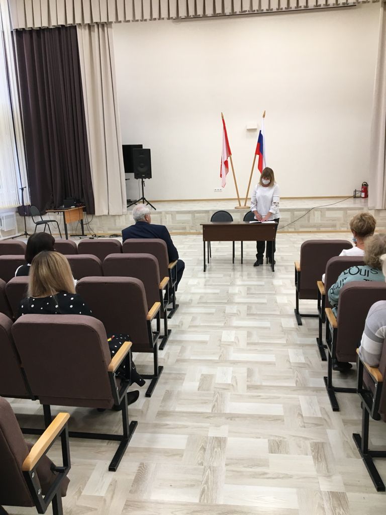 Рабочая встреча педагогического  состава с представителем ОМВД по Венёвскому району на тему профилактические мероприятия предотвращения детского суицида.