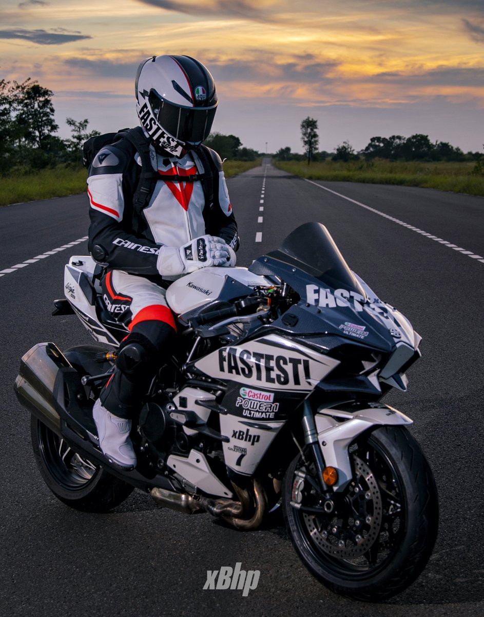 xBhp's tweet photo. And here is PLAYER 3 on the #NATRAX | We have aptly nicknamed it as 'FASTEST'.Presenting the World's fastest production street legal motorcycle Kawasaki #NinjaH2 ,for the first time ever on Asia's longest high speed track. Stay tuned for the action! #fastFasterFastest with #xBhp https://t.co/CtGwGRiMco