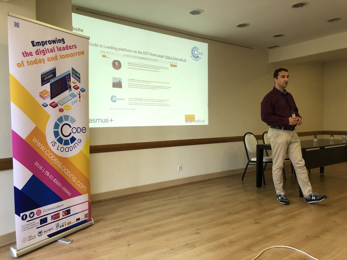 codeisloading's tweet photo. The 4th Transnational Project meeting of the project was held in Portugal on 22-23 September.

Projemizin 4. Ulusötesi Proje toplantısı 22-23 Eylül'de Portekiz'de Yapıldı.

👉https://t.co/odffMqq7d7

@ulusalajans 
@bursailmem 
@bursailmemarge
@uclm_es @EUROPA_Plymouth 
@aos_mtal https://t.co/Yu4tnOx3x7