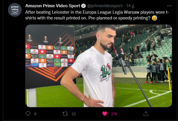 LegiaWarszawa's tweet photo. Koszulki, którymi żyje cała Anglia, możecie zamówić w przedsprzedaży 😎 

Z autografem @EmreliMahir 🔥 

➡️ https://t.co/gGNKLR7soK https://t.co/a95qF79evF
