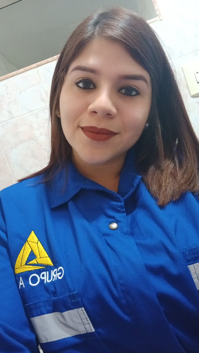 Gerald__gb's tweet photo. ¿Rojo o Azul? 😆 https://t.co/jcMgQiAGxS