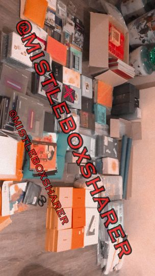 MISTLEBOXSHARER's tweet photo. Our BOX 11 JUMBO ARRIVED 📅September 28,2021
DONE SORTING OUT
Thursday SDD PICK-UP ✅✅
OPEN JUMBO BOX 13 📦
BOX SHARE NA WITH US 📦
DM us for more info 💌
#BOXSHARING
#MISTLEUPDATES
#MistleBoxSharing
#MistleBoxArrivals
#MistleBoxStatus https://t.co/RVe0v6tLAD