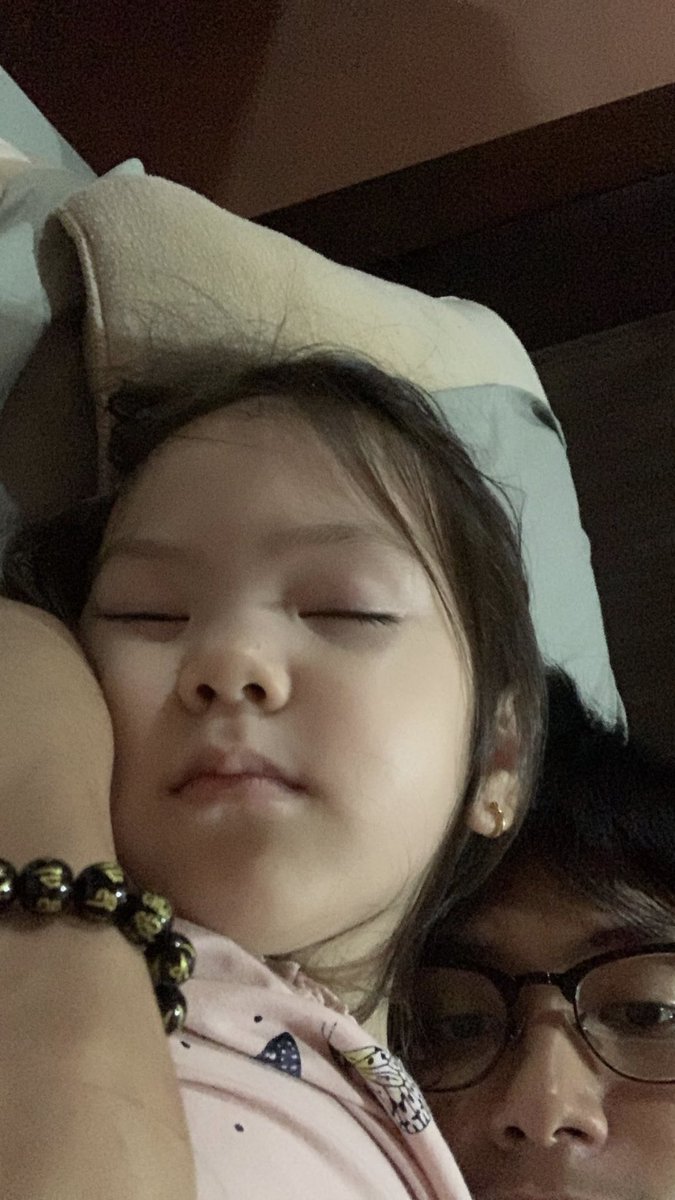 sushuesbff's tweet photo. janna and pat cutiee<33 @patrickyosh https://t.co/DBxAd6Zp7Z