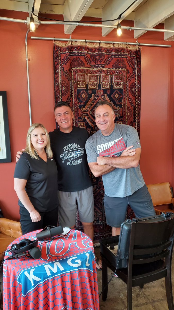 DefMomentsPod's tweet photo. While chillin with @CoachGeorge5 of @QBimpact talking about his service in @USNavy we had the great opportunity to meet Cara and Jeff of @Magic104KMGL ! Great morning show and coffee at zero tolerance coffee! #UNDEFEATED #Coffee #FriendsAndFamily https://t.co/vuhZUziQIr
