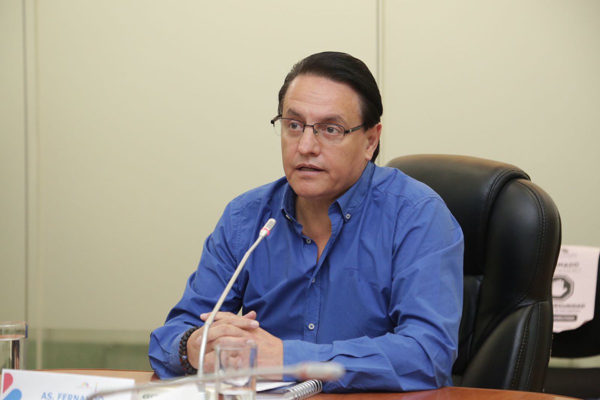 FiscalizacionAN's tweet photo. Frente a la excusa de @Lenin y su familia de comparecer por el caso #InaPapers, @VillaFernando_ expone todos los documentos del caso y los elementos sobre los recursos que #Recorsa drenó a #InaInvestment desde #Sinohydro.
Puedes seguir aquí la sesión aquí: https://t.co/6eNixTpu7Y https://t.co/2t3E4kYoc7
