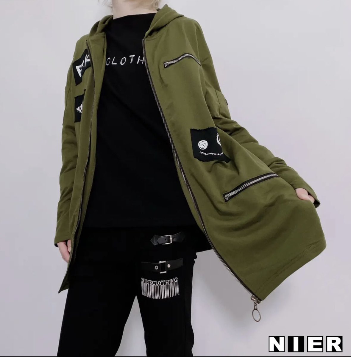 🎁本日〆切プレゼント企画🎁

【4POCKET MILITARY JACKET】

🎁4名様にプレゼント🎁

ユニセックスアイテムです。

◼応募方法
フォロー(<a href="/NieR_tokyo/">NIER CLOTHING</a>) &amp; RT
◼締切〆  本日24時

※鍵垢の方も対象内です。
是非ご参加ください🙇‍♂️🙇‍♀️