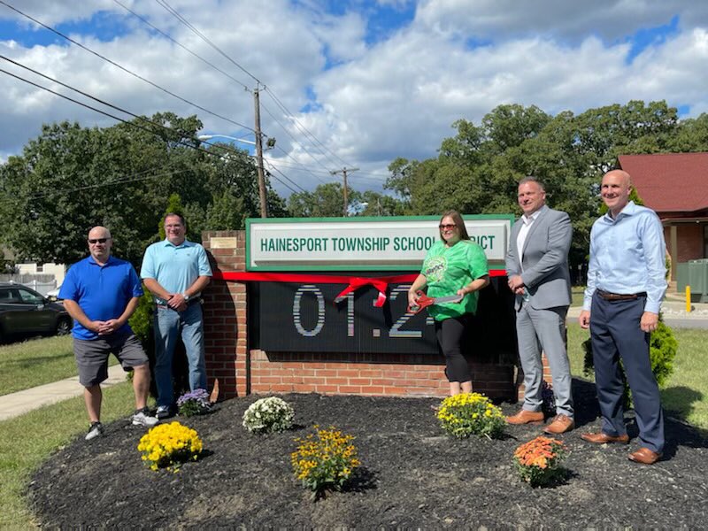 Have you seen our new sign? A huge thank you to our PTO for their generosity and continued support for the HTSD and community! #hawksconnect