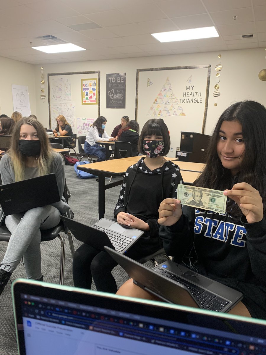 Coach105's tweet photo. In our health class, Through Station Rotation Blended Learning Model, Students learned about Self Worth and how they all are valuable. #CampusBadges #PatriotStrong https://t.co/8dkgq2lynk