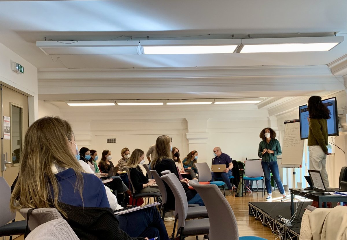 Pro Bono Lab (@probonolab) on Twitter photo 🇪🇺 Dernier jour de formation pour les acteurs européens du <a href="/BeeseProject/">Beese Project</a> au carrefour des associations parisiennes (<a href="/CarrefourAsso/">Carrefour des Associations Parisiennes</a>).
💪🏻 Objectif : Apprendre comment déployer des programmes pour engager plus d’#université et d'#étudiants en #probono 🇪🇺 Dernier jour de formation pour les acteurs européens du <a href="/BeeseProject/">Beese Project</a> au carrefour des associations parisiennes (<a href="/CarrefourAsso/">Carrefour des Associations Parisiennes</a>).
💪🏻 Objectif : Apprendre comment déployer des programmes pour engager plus d’#université et d'#étudiants en #probono