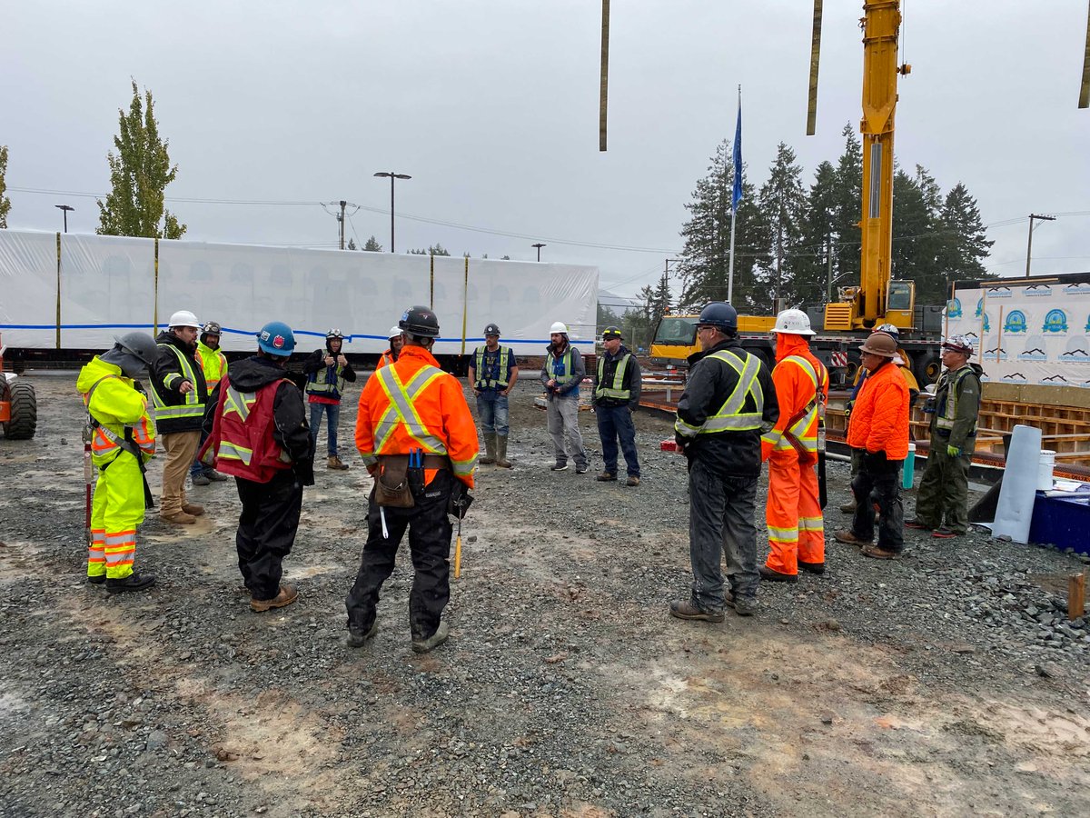 Nomodic's tweet photo. At Nomodic, #SafetyAboveAllElse is our number one core value. This week our President, Operations Philipp Gruner visited our site crew and spoke about the importance of staying safe. It’s all part of our commitment to delivering projects safely and on time.

#Safety #HSE https://t.co/T26rcfTwtQ