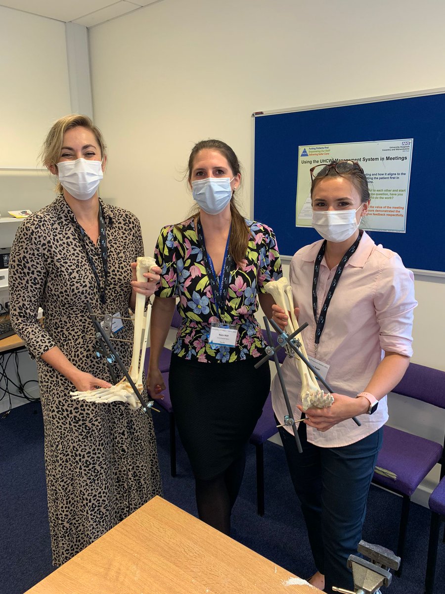 Great fun teaching basics of fracture fixation today; brilliantly organised, as ever <a href="/jaynewardortho/">Jayne Ward</a> <a href="/nhsuhcw/">UHCW NHS Trust</a> @DePuySynthes #exfix #orthotwitter #orthopaedics