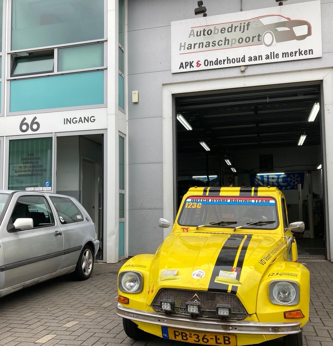 The car is ready for the 24h race at Spa !! Even with a fresh MOT certificate !!
#2cv #Spa #2cvRacing #24h2cv <a href="/circuitspa/">Spa-Francorchamps</a>