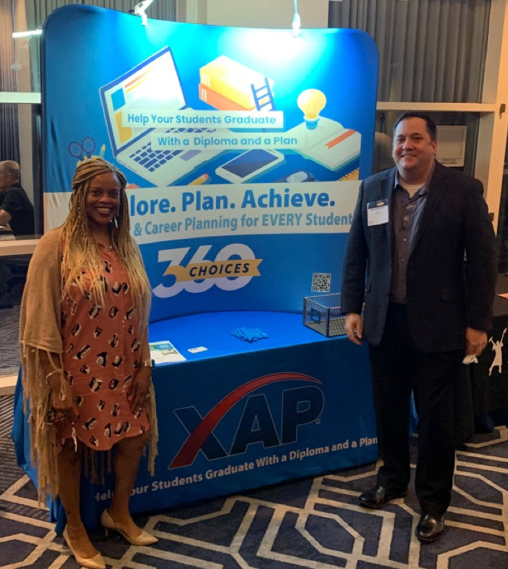 Choices360's tweet image. Congratulations to Dr. Sohmer McKibben of Jackson High School, GA, for winning the Uncommon Objects $75 gift certficate!  #BPCTE21  #CareerTechEd #CTE