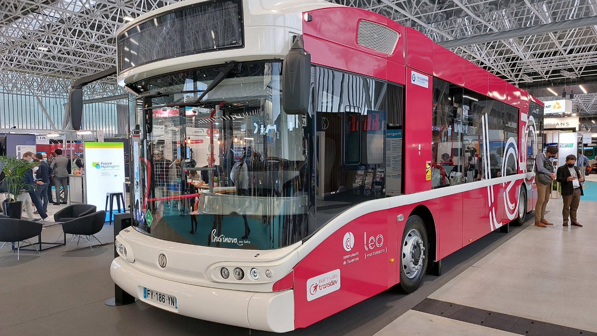AguilaTech's tweet photo. Acteur engagé dans la sécurité routière, Aguila était présent cette semaine au salon @RNTP_2021  à Toulouse.
Vous souhaitez en savoir plus sur le projet du marteau électronique d’urgence ? Restez connectés 😉
#FrenchTech #RNTP #sécuritéroutière 
@KeolisBxMetro 
@transdevFR https://t.co/OUUHEfnFSG