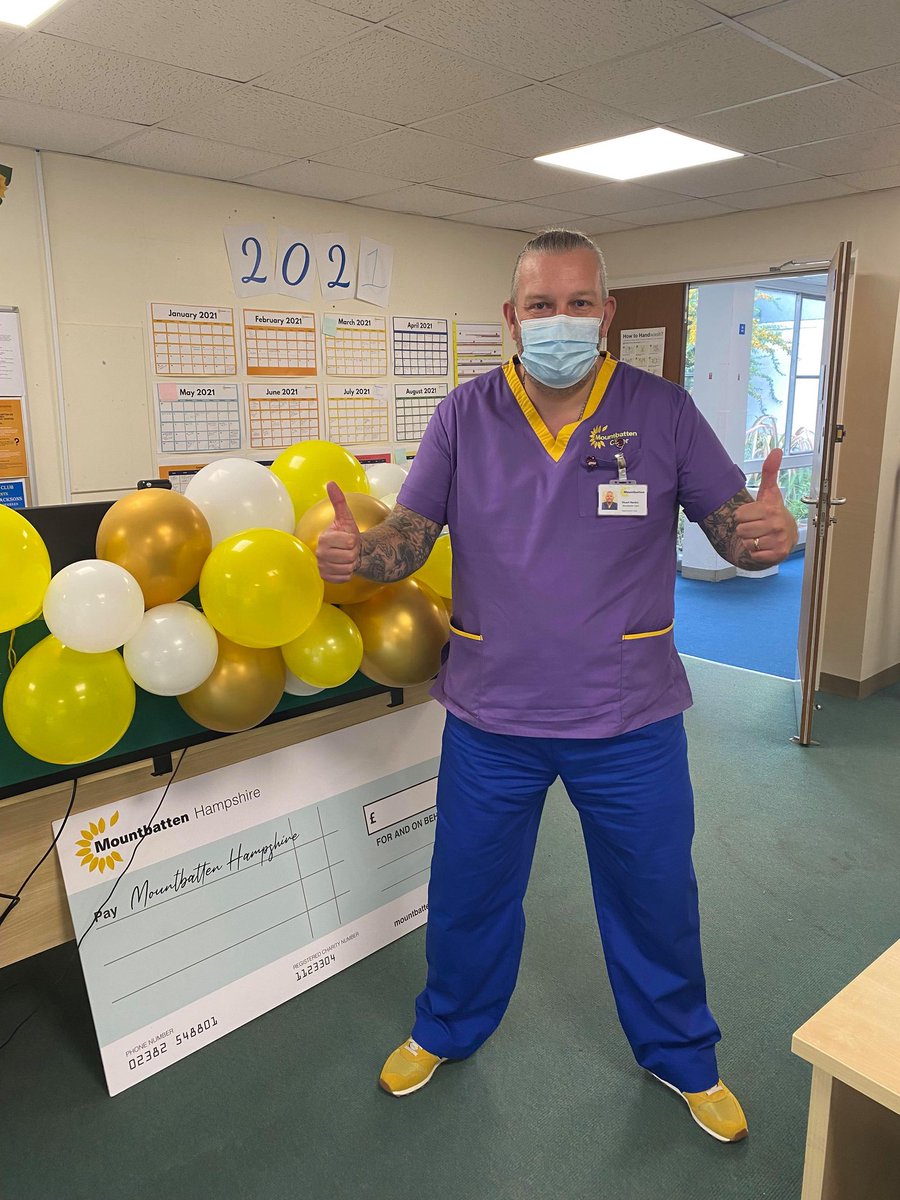 MountbattenHamp's tweet photo. Thanks to everyone who has taken part in Go Yellow today💛Let us know what you’re up to &amp; share your photos with us! Special thanks to Happy Toast Bakery, Chocobelle, Grazy Days , Show-Toppers , @SunriseSrUK &amp; our Mountbatten charity shops. 
Help support👉 https://t.co/OLIZ0ephXs https://t.co/gSTQc2eZ3z