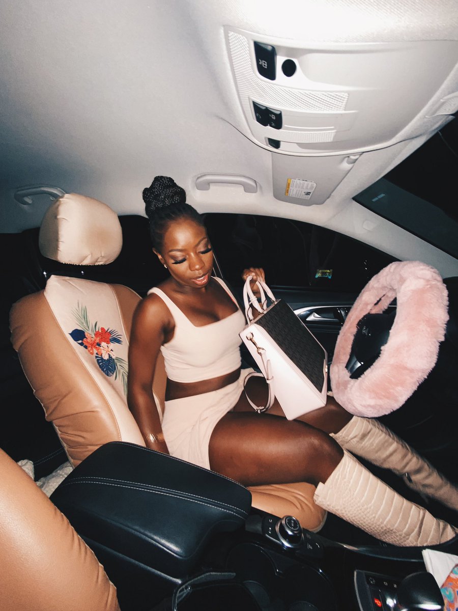 naestar_'s tweet photo. for the aesthetic 🎀 https://t.co/AKTN3TBdph
