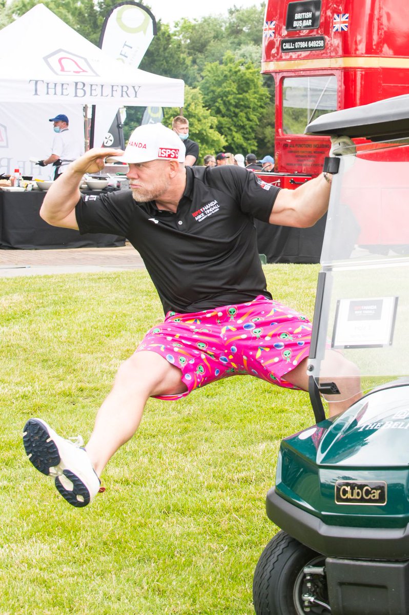 ⛳️ Is that the weekend @MikeTindall13 has spotted?

🕳 Hopefully you can all enjoy it on a golf course!

📸 @seaneastphoto