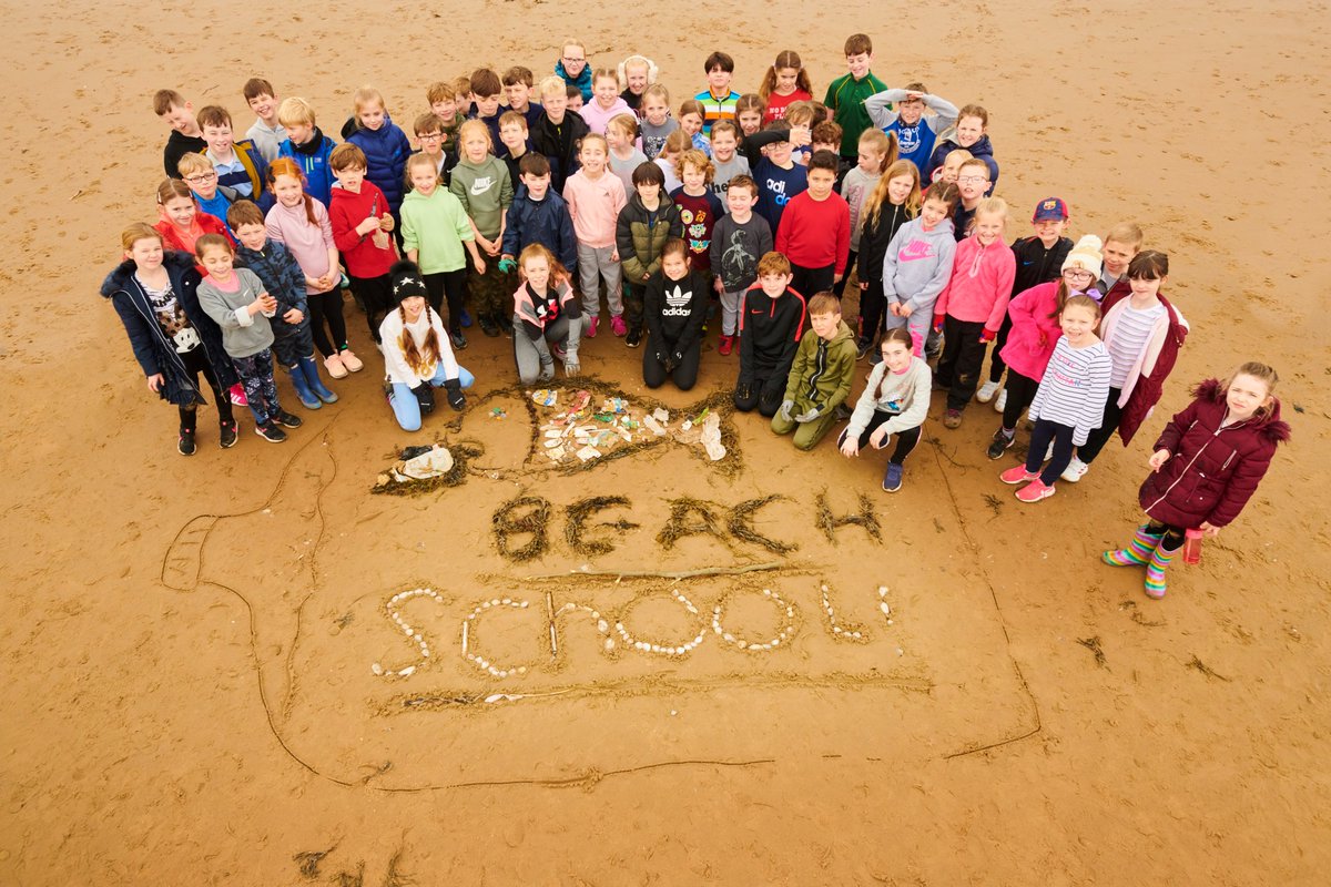 Do you want to learn about developing young children's engagement and learning through beach school? Book onto our #FREE #CPD session here: store.edgehill.ac.uk/short-courses/… Delivered by @Jacqui_Basquill