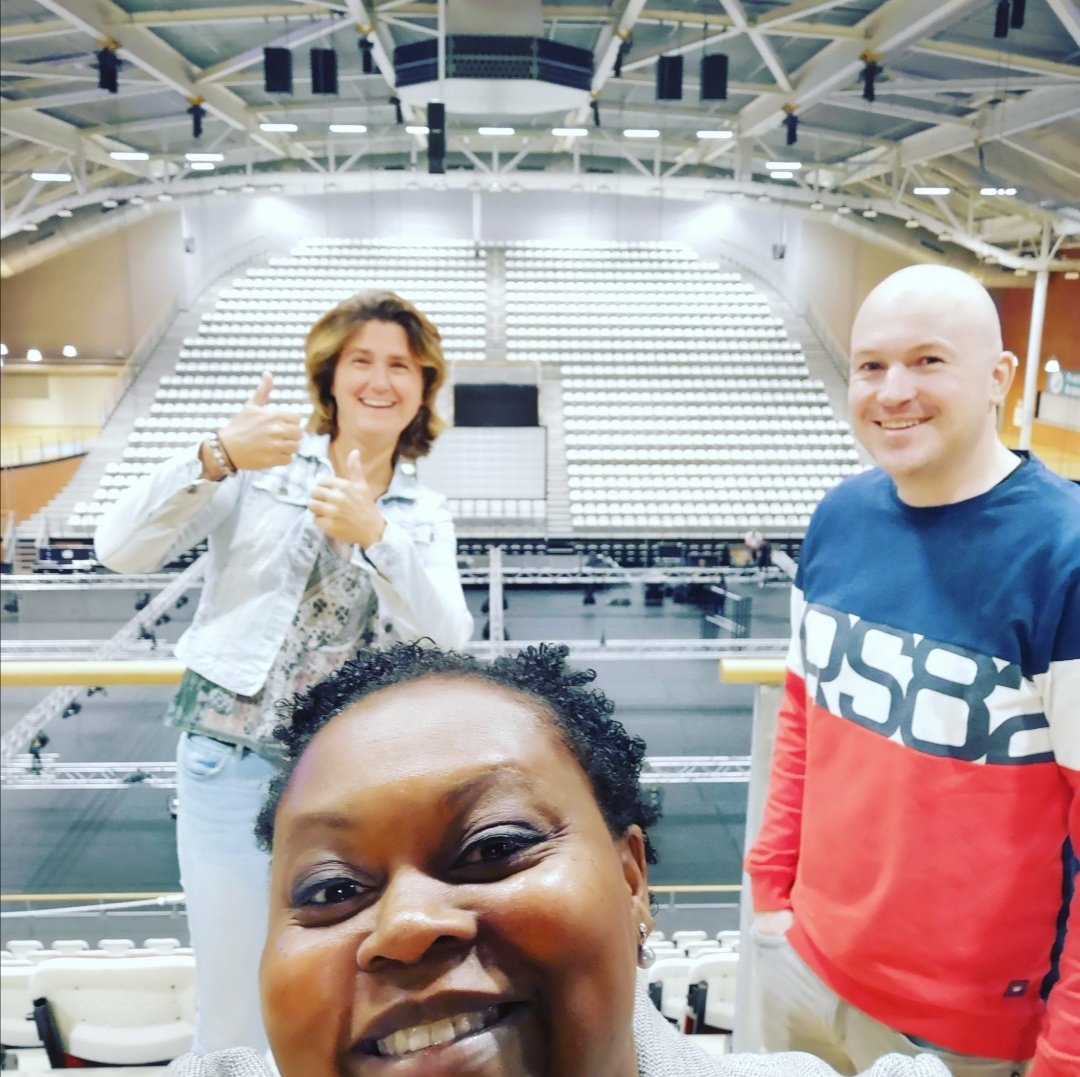 Almere On Stage (@almereonstage) on Twitter photo Dromen over de toekomst is topsport en daar hoort een passende locatie bij:
<a href="/Topsportcentr/">Topsportcentr Almere</a>!!
Ben jij er 3 mrt ook bij?
#AOS13 #almereonstage #beroepenfeest #doedag #vmbo #vmbodoetertoe Dromen over de toekomst is topsport en daar hoort een passende locatie bij:
<a href="/Topsportcentr/">Topsportcentr Almere</a>!!
Ben jij er 3 mrt ook bij?
#AOS13 #almereonstage #beroepenfeest #doedag #vmbo #vmbodoetertoe