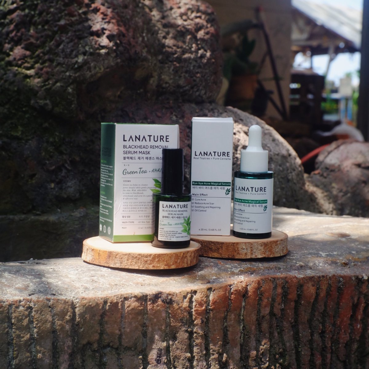 Hi guys! Ini dia produk yang ampuh buat hilangkan komedo &amp; jerawat! Lanature Blackhead Removal Serum Mask &amp; Bye Bye Acne Magical Serum. Kedua serum ini udah aku coba &amp; memang sangat ampuh+efektif di kulitku💕 #Lanatureid
