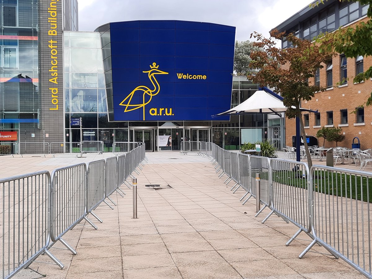 The setting up begins!

Good luck to all taking part in the #ChelmsfordHalfMarathon on Sunday. The race will finish at our Chelmsford campus, so if you're local- why not come along and cheer everybody on!

Details: cmhalf.com

We'll see you there 👏