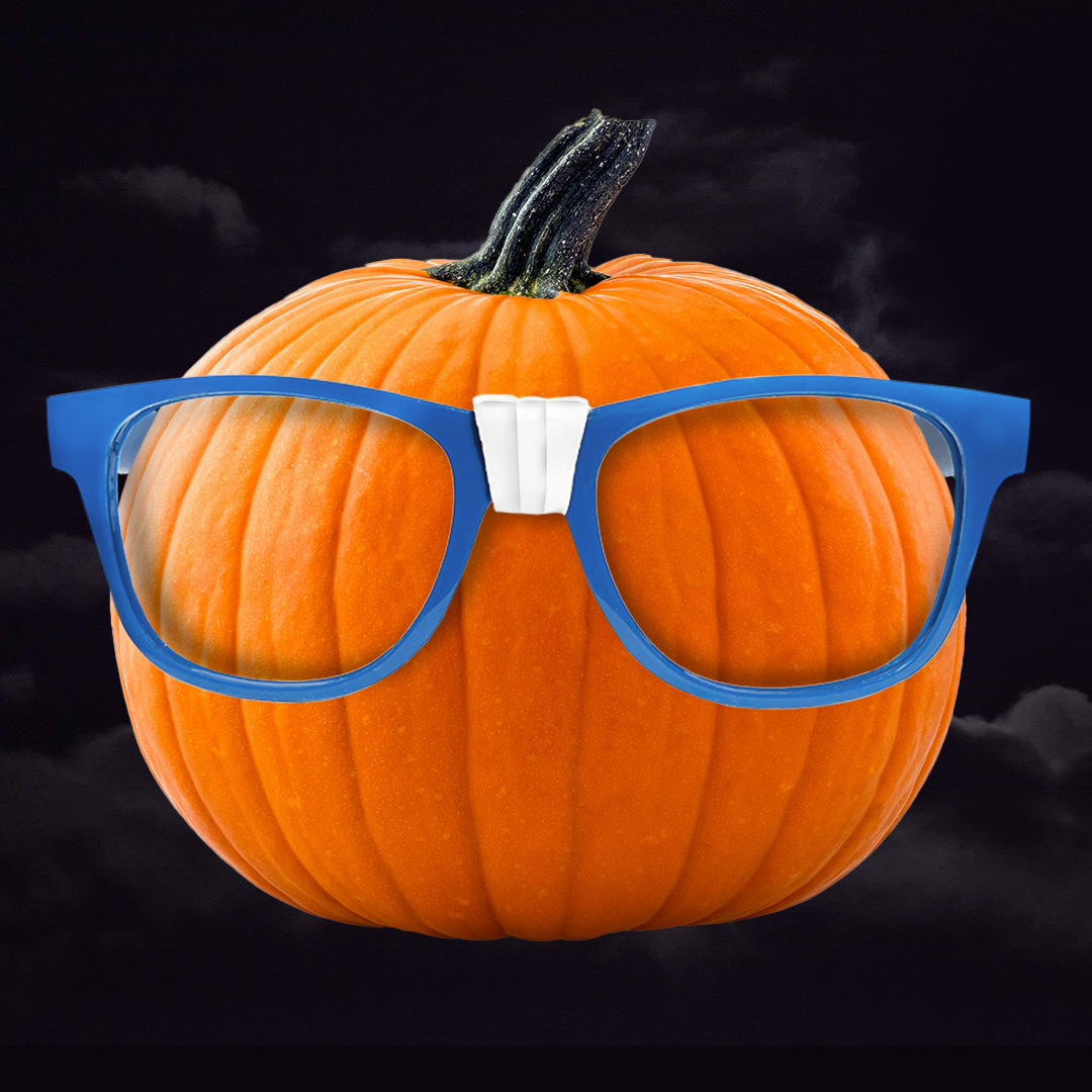 CurdisTheCurd's tweet photo. Trying out a couple different looks for the big day. What do you think? #spook #halloween https://t.co/RIErDtpDQH
