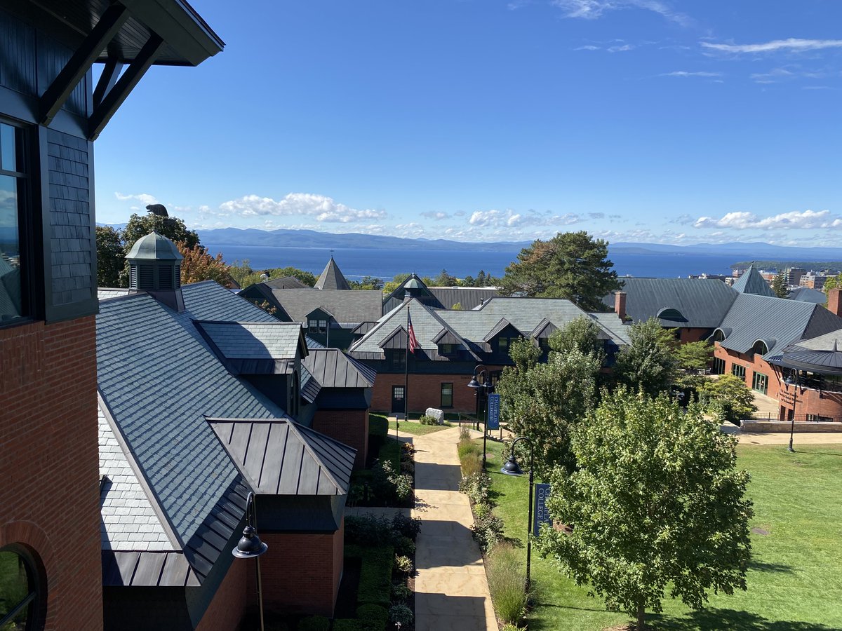 ChamplainEdu's tweet photo. Name a more iconic #ChampView. Oh wait, you can't. 😍 

📸  Alex Barnett '22 // Game Production Management https://t.co/sHXhaGPMBx